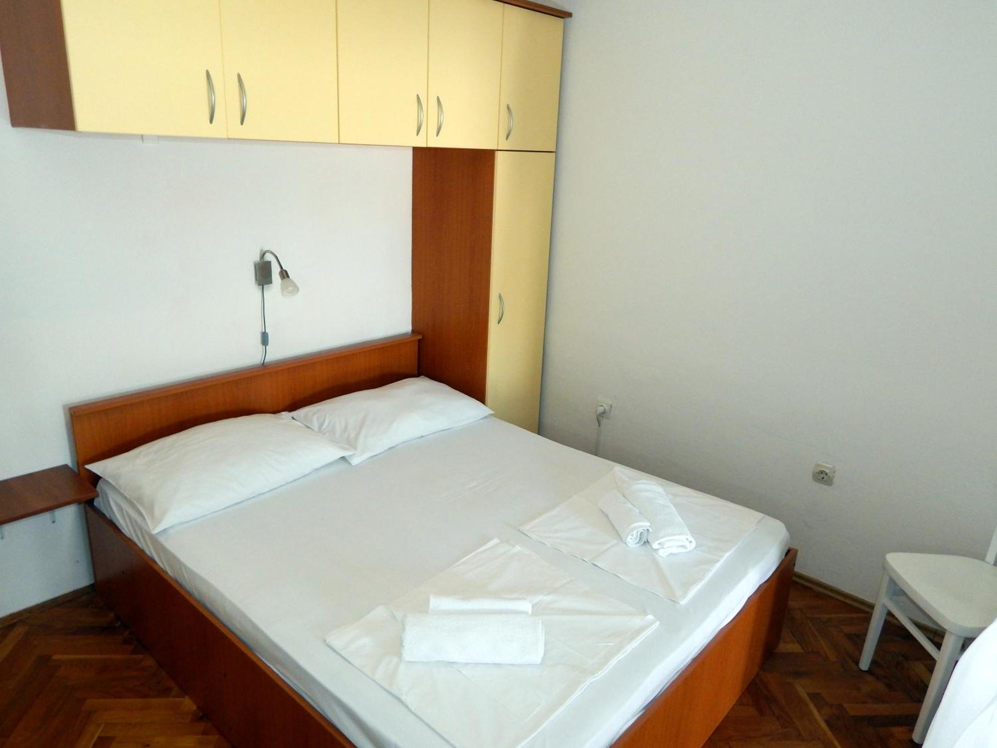 Family Apartments K&M Паг Екстер'єр фото